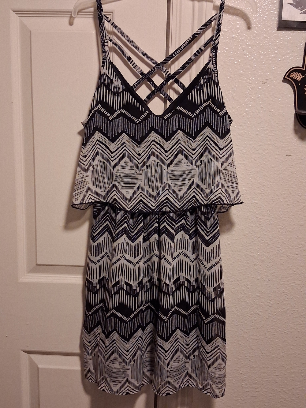 Sleeveless Black and White Patterned Strappy Sundress